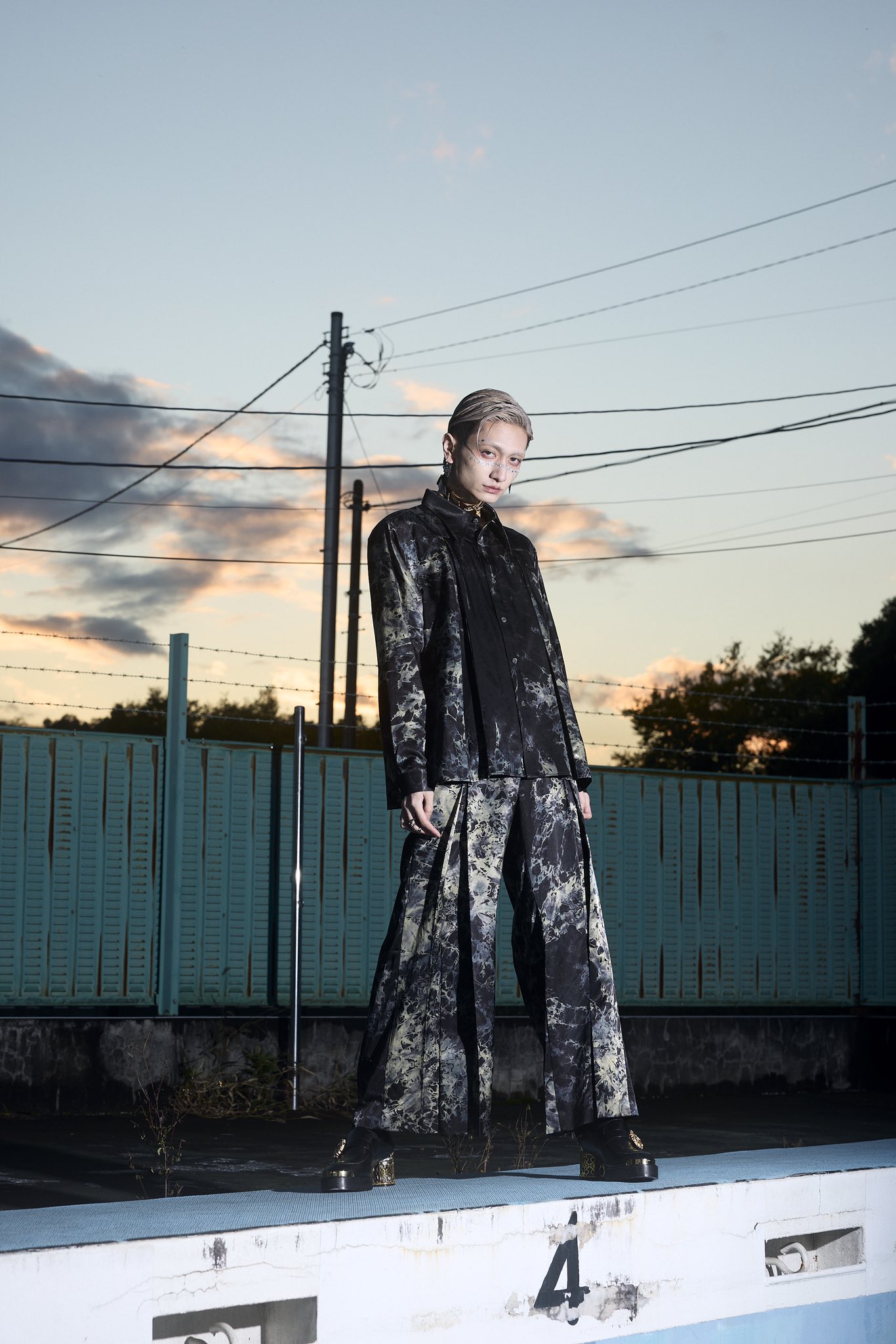 ha|za|ma 弾願奏填のアイシャドウblack