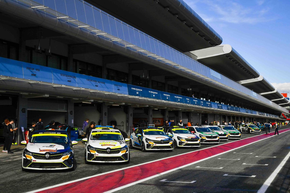 Clio Series Spain (@ClioSeriesSpain) / Posts / X