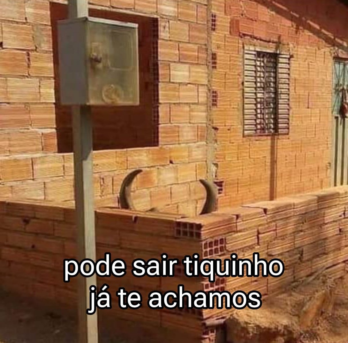 KimamuraB's tweet image. Meu irmão pegando cover ontem na invasão! 

Última foto e parei. 
#cornoévitima.