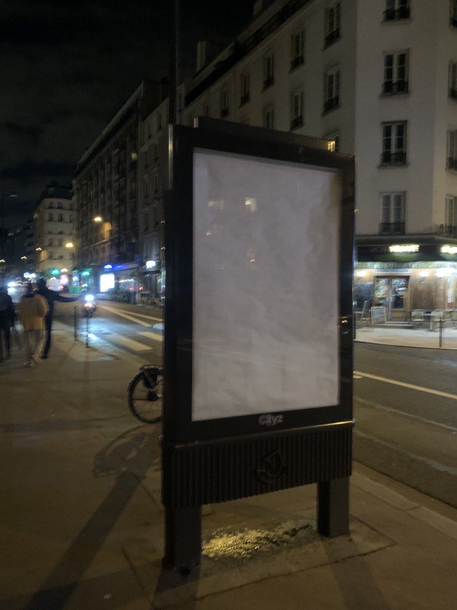 Résistance à l'Agression Publicitaire tweet media