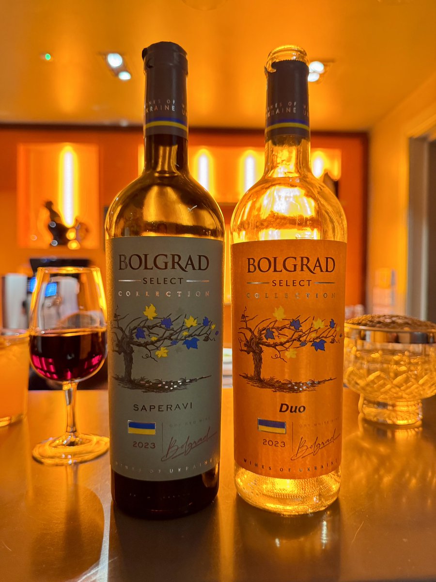 LadyCWine's tweet photo. Exciting news! Ukrainian wines have arrived in UK supermarkets! @BolgradWine launches at @LidlGB with two unique options: the crisp Duo White and the rich Saperavi. A must-try for wine lovers this season!🍷🇺🇦 

@KingslandDrinks 
#UkrainianWine #ExploreWine https://t.co/ltnN5g60m4