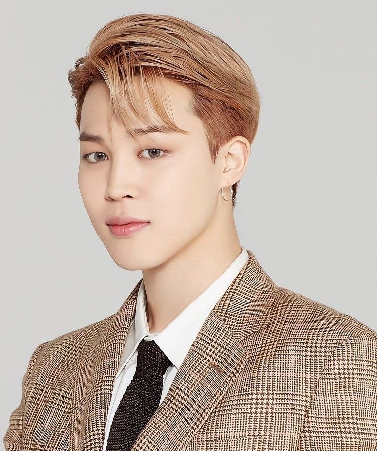 cocojm_0t7's tweet photo. #Jimin becomes the FIRST and ONLY kpop Act to have 2 songs reaching 900 MILLION filtered streams on Spotify history, surpassing BTS.

CONGRATULATIONS JIMIN https://t.co/ZbtWnsx82Q