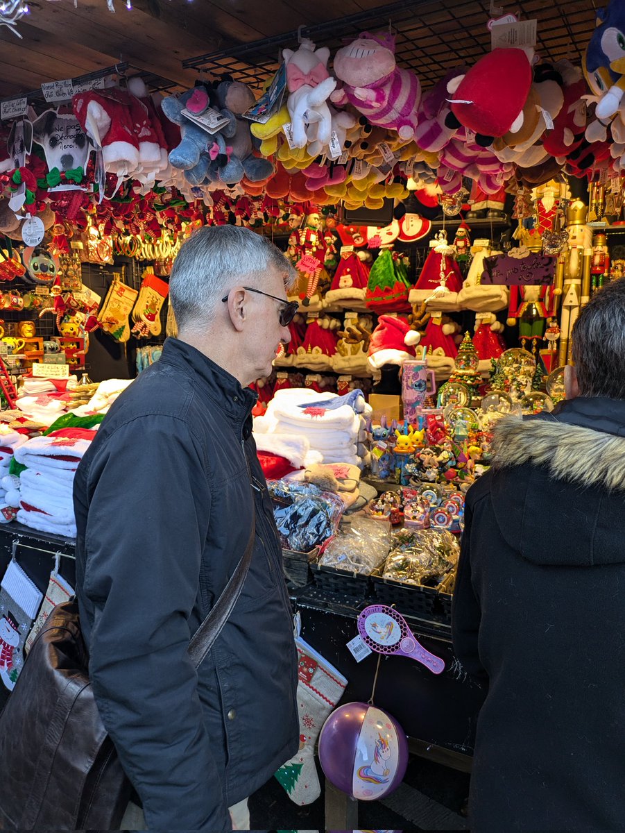 Mrs Thomas tweet media