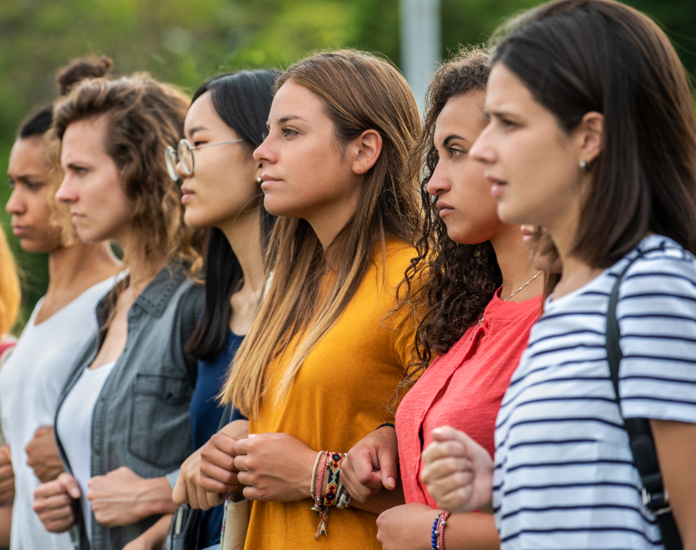 #OrangetheWorld: Samen tegen geweld! 🧡

Geweld tegen #vrouwen gebeurt vaker dan je denkt. Misschien zelfs in jouw omgeving. Bij de #HAN willen we dit taboe doorbreken en actie ondernemen! 

Heb je #hulp nodig? Onze vertrouwenspersonen/psychologen staan voor je klaar.