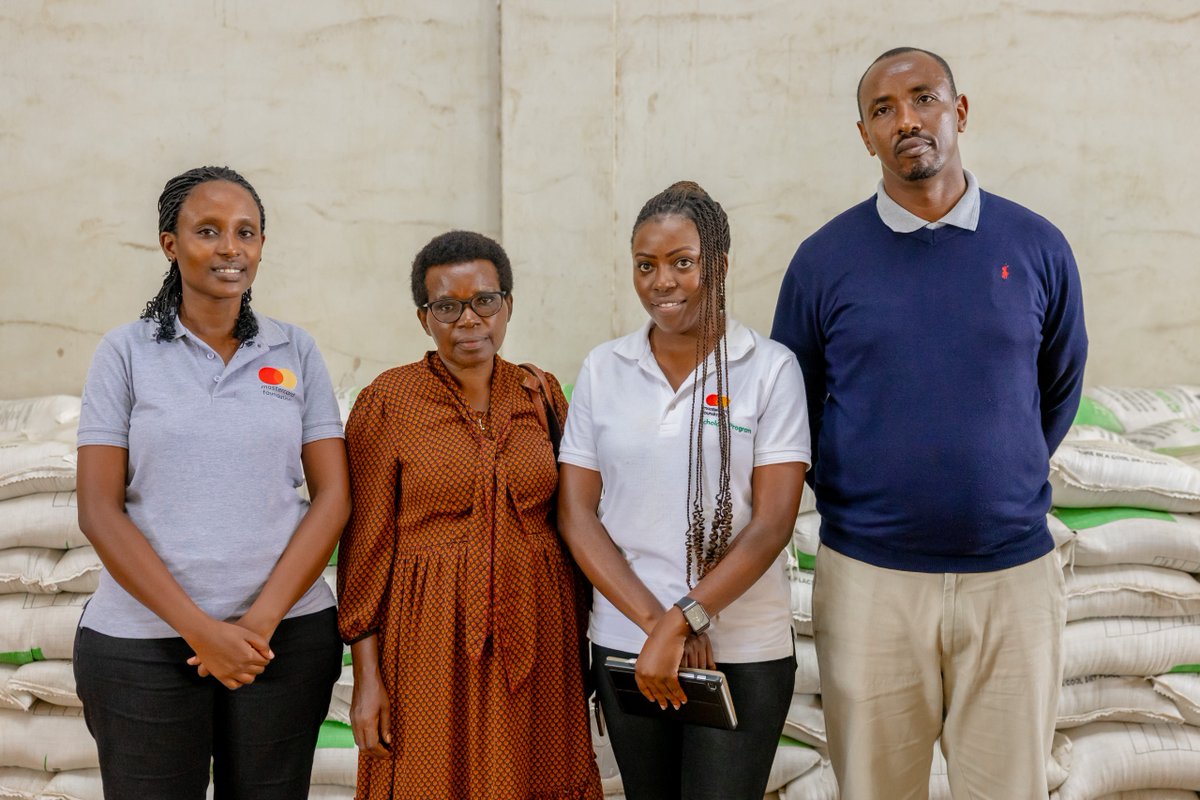 FAWERwanda's tweet photo. Turning Challenges into Opportunities
In 2020, Alphonsine identified soil acidity as a key issue for farmers in Nyaruguru. With SEF support, she launched her business to empower farmers with calcium oxide fertilizers &amp; plans to expand to Nyamagabe, Gicumbi &amp; beyond! https://t.co/vCAMyO12mv