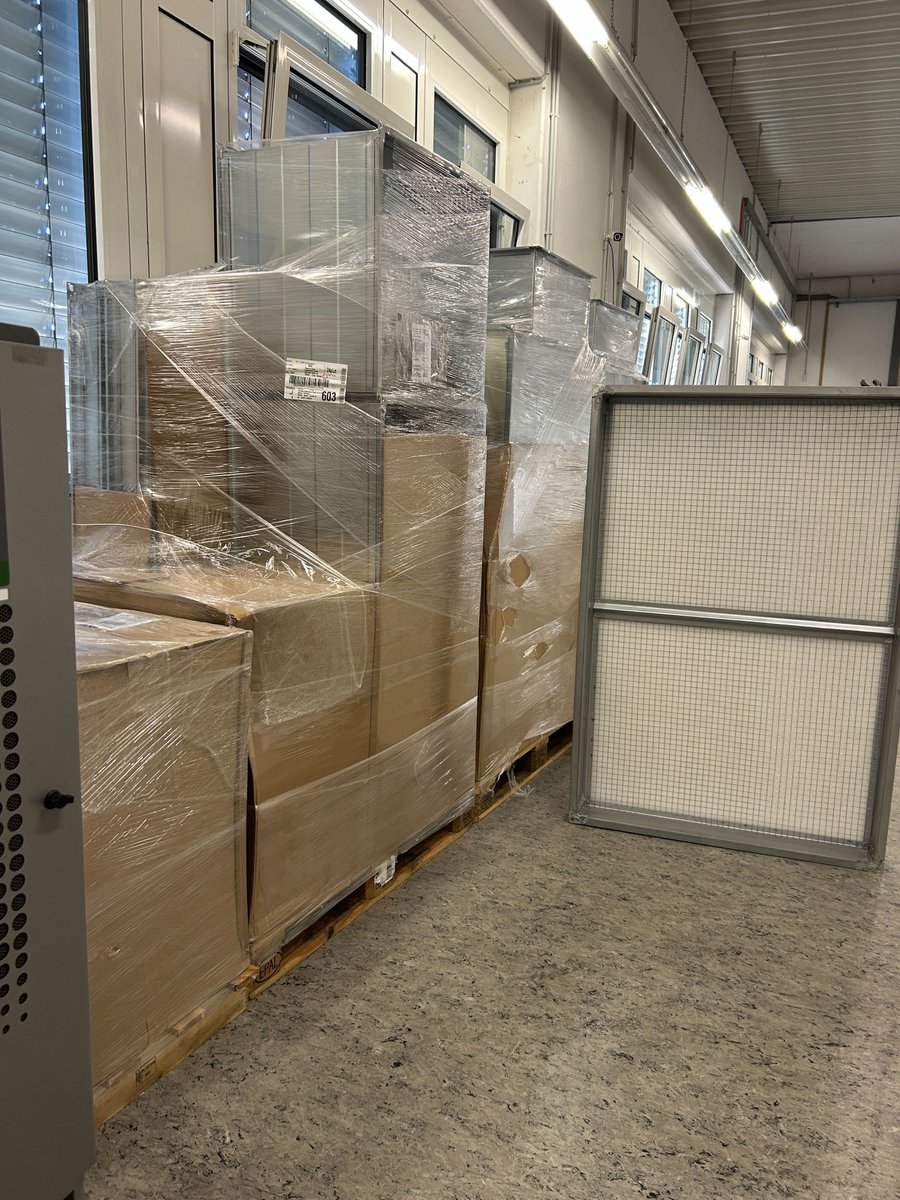 Just received the new filters for the expansion of our direct freecooling at FRA1 - once it's done, we'll have about 6.5qm² air inlets for 250kW electrical in the said datahall, further pushing efficiency 😊