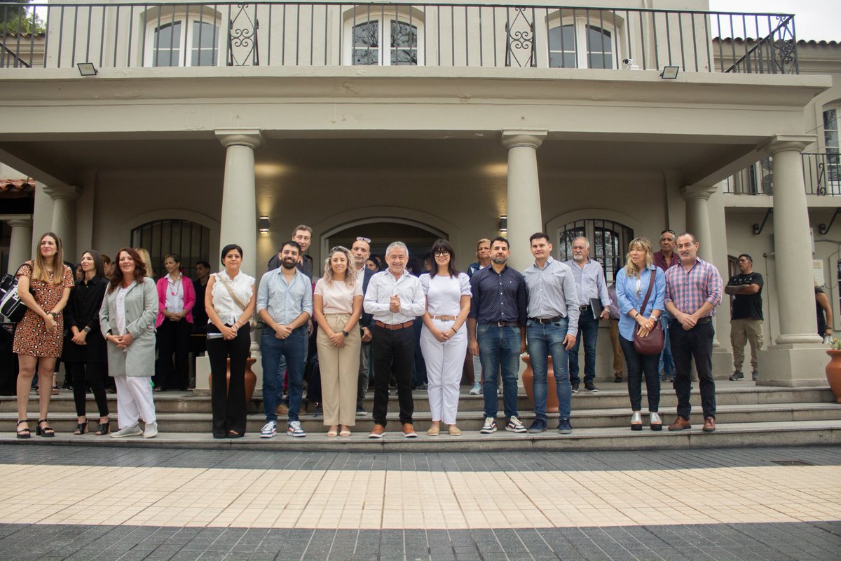 amolinalarioja's tweet photo. En la semana de las y los POLITÓLOGOS, RECONOCEMOS a quienes analizan nuestra sociedad y contribuyen a un FUTURO más SOSTENIBLE.

GRACIAS por su compromiso. https://t.co/bQZZGm2FRs