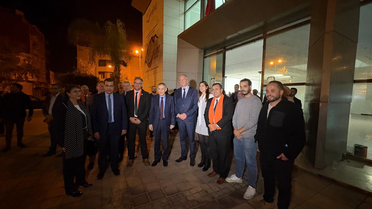 BelgiqueMaroc's tweet photo. #Oujda Visite de l’expo MoussemBelgica – Transnational Stories avec le Wali de l’Oriental Khatib El Hebil dans le cadre de la commémoration des 60ans de l’accord MA-BE de main d'oeuvre. Les liens étroits entre nos 2 pays sont historiques, culturels, humains.
#TeamBelgium https://t.co/5jIAMbT0na