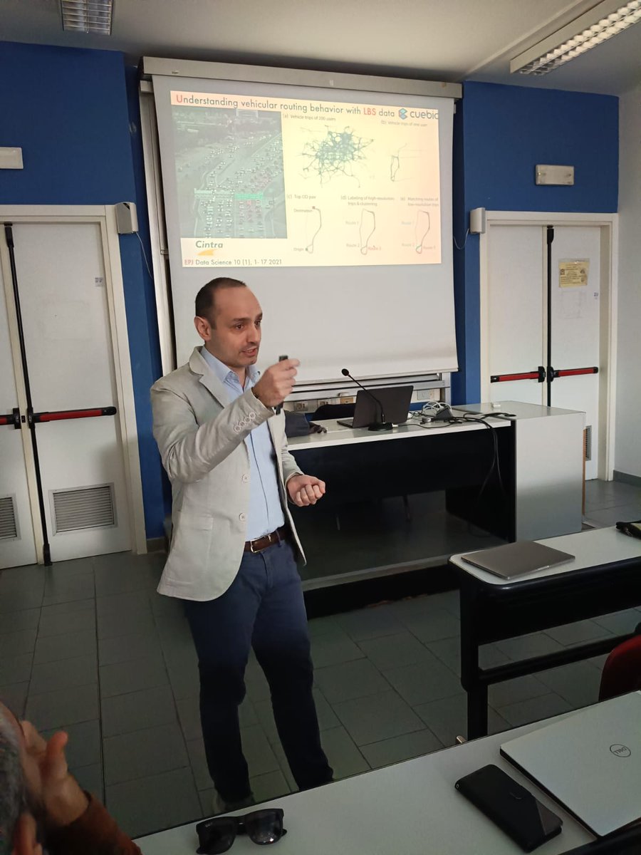 lucpappalard's tweet image. Big thanks to @ric_dicle for an outstanding lesson on unlocking the secrets of human mobility with digital data in our #GeospatialAnalytics course at @Unipisa. Inspiring and eye-opening! 🌍📊🚶‍♂️ #HumanMobility
