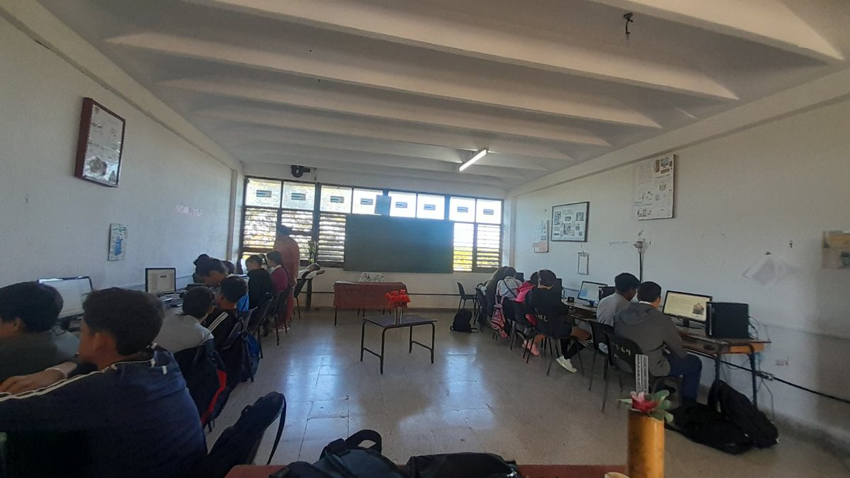 Las tecnologías en manos de buenos profesores pueden ayudar a revolucionar la educación #degsagua #DirectorEducacionSagua #DPEVillaClara #educaciónsagua #CubaMined #Procesodocente <a href="/FarinaEstevez/">Yoandry Fariña Estévez</a>