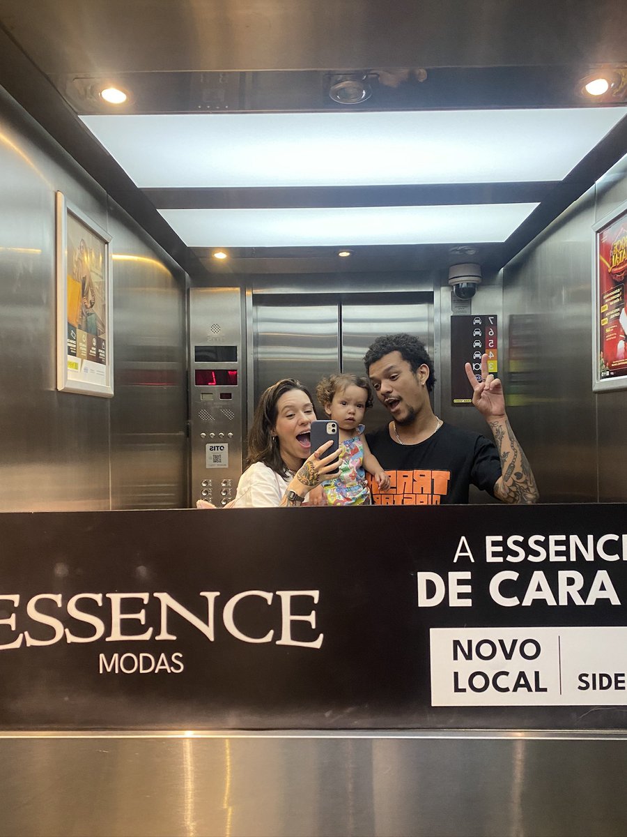 beaaaaaaa____'s tweet image. galeria de mãe 🐻