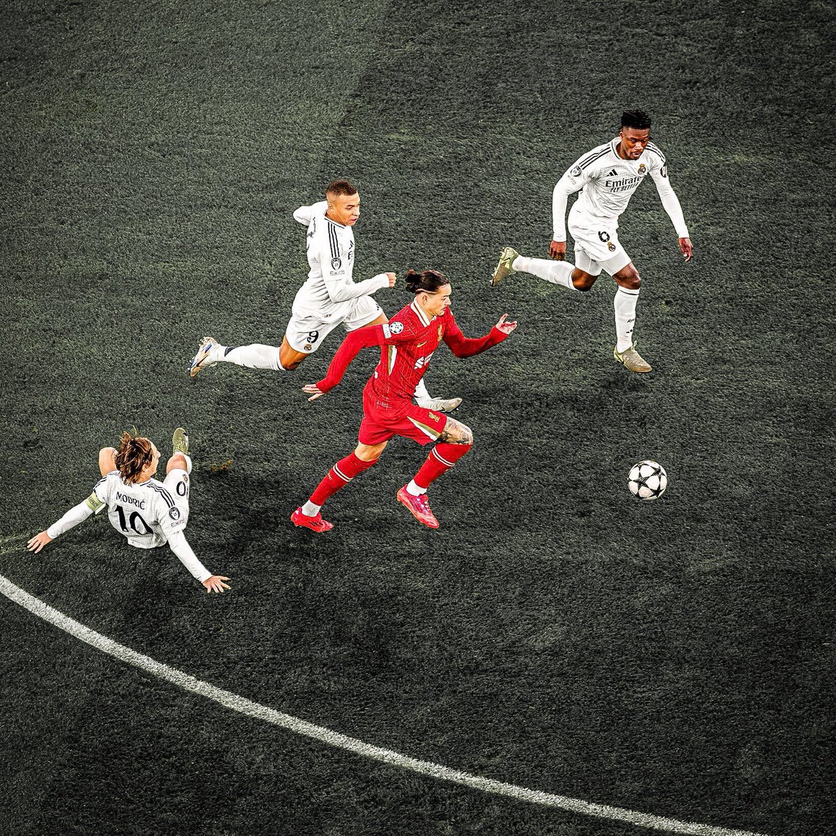 This pic is so cold 🥶