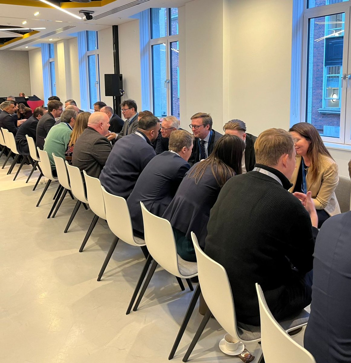 OwenJamesFS's tweet image. Our structured networking at today&apos;s #WealthTechMattersTheBusiness offered a platform for in-depth discussions, helping participants strengthen professional relationships and build a thriving community of expertise. 🤝

#WealthTechMatters #structurednetworking
