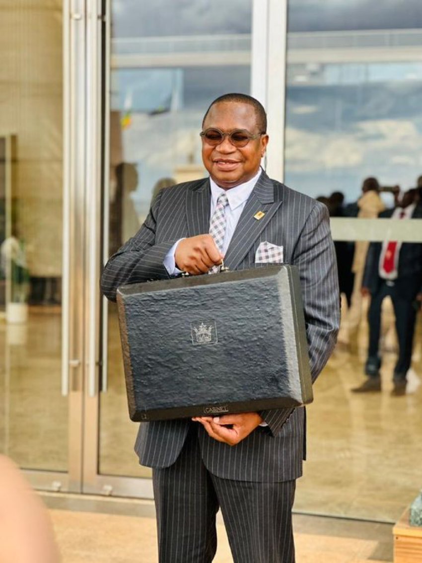 Murungu Asina Purazi 🔫🚶💣🇿🇼🇿🇦 tweet media