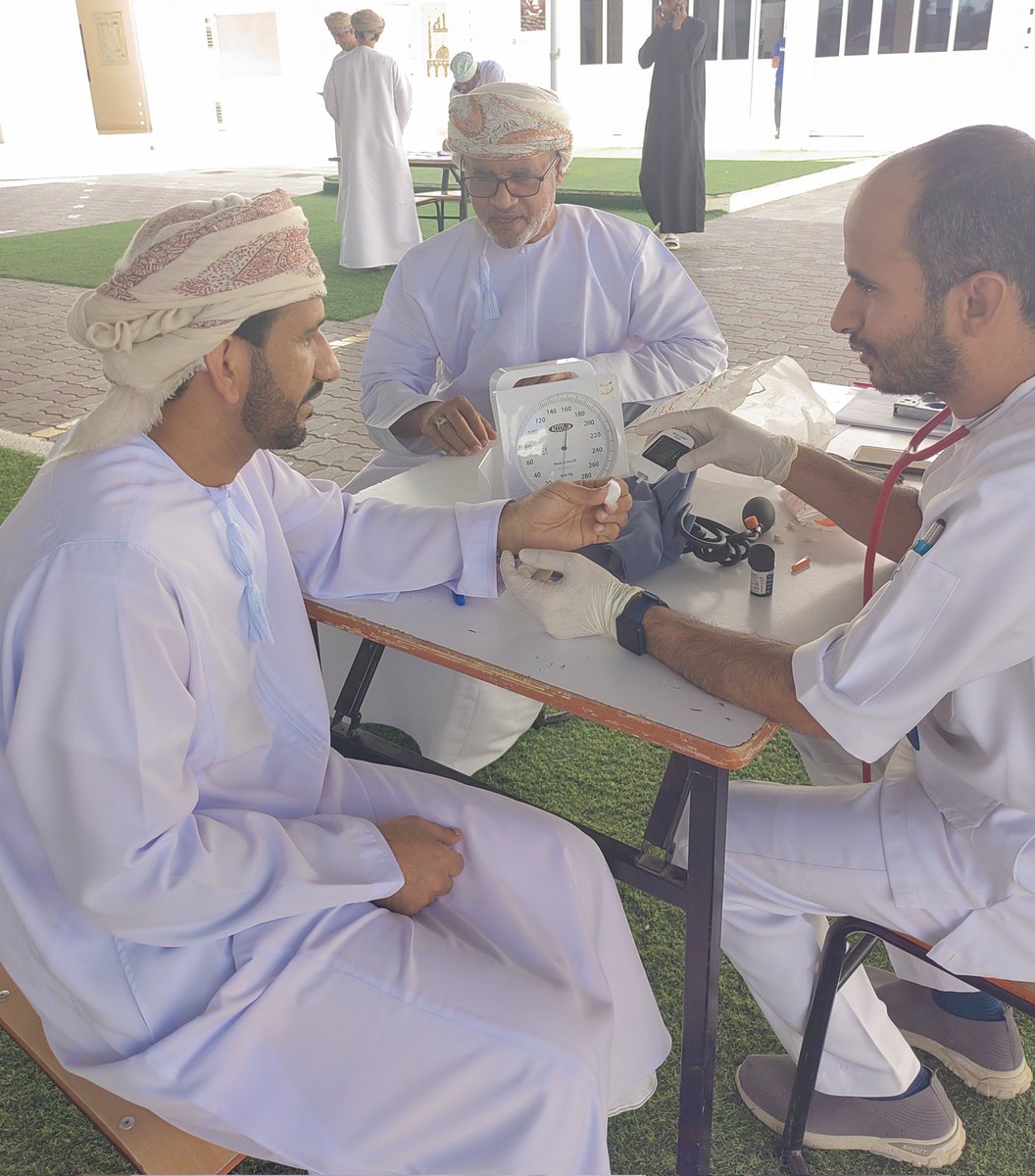 EduGovSbt3315's tweet photo. نفذت المدرسة ملتقى أولياء الأمور الأول للاطلاع على مستويات أبنائهم التحصيلية والسلوكية وتمثيل الشراكة المجتمعية بين ولي الأمر والمدرسة
#العقدة_مدرسة_رقمية
@Moe_musanah
@sbatna_moe
@schools99
#فعاليات_تعليمية_جنوب_الباطنة
@rt_mw28
@EduGovOman https://t.co/GaEQxn3aKB