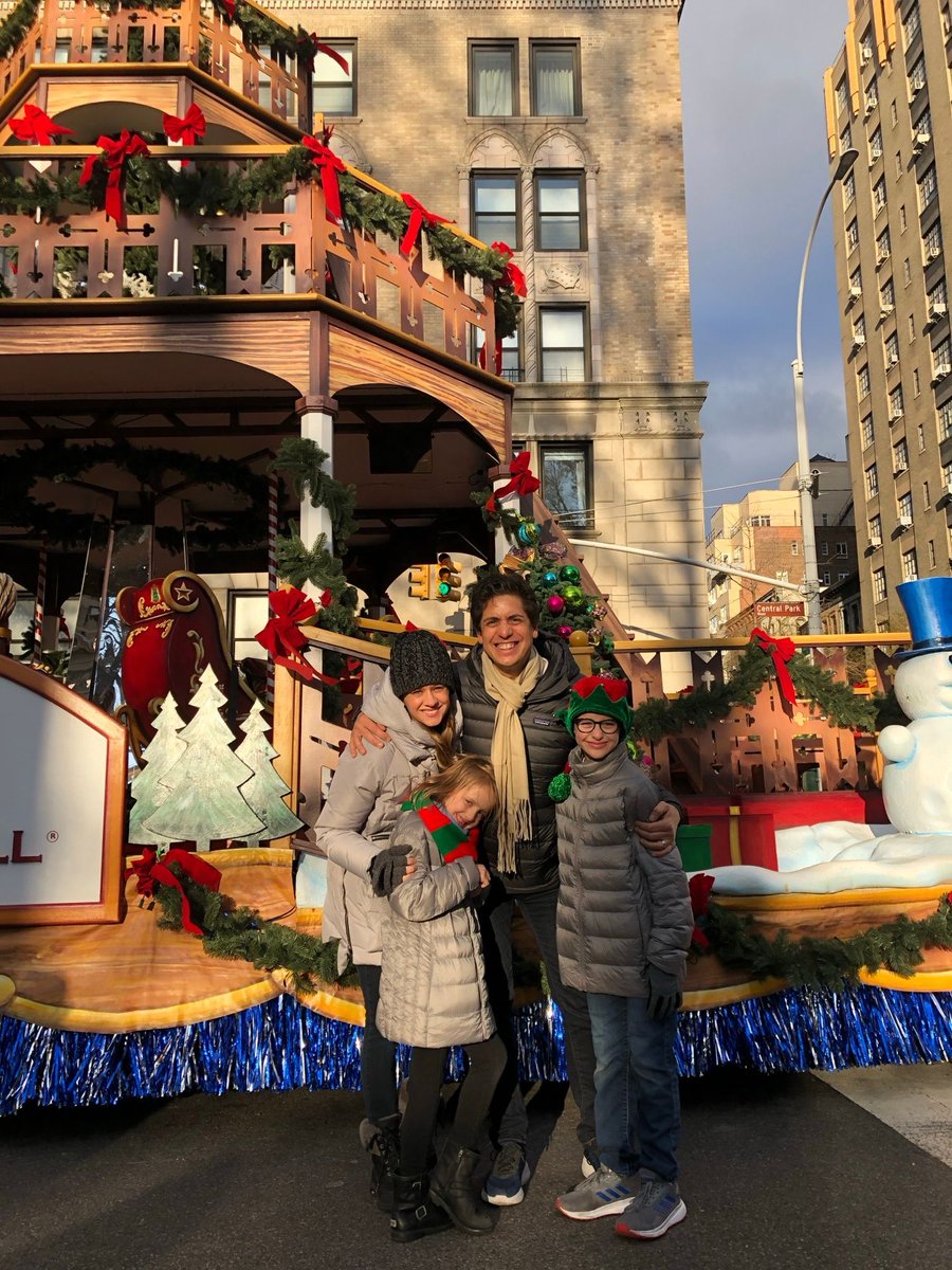🍁 Happy Thanksgiving, everyone! 🍁
Let's appreciate the little and big things—family, friends, and blessings. May your day be filled with love and pie. Have a wonderful Thanksgiving! 🧡 #ThanksgivingVibes #Gratitude #FamilyTime