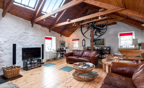 Boldwood Books (@boldwoodbooks) on Twitter photo . <a href="/macleod_phoebe/">Phoebe MacLeod</a>'s brand new book #TheDoOver features a stunning Watermill, and while researching unearthed some wonderful photos from converted Watermill's! Would you live in something like this? ✨ . <a href="/macleod_phoebe/">Phoebe MacLeod</a>'s brand new book #TheDoOver features a stunning Watermill, and while researching unearthed some wonderful photos from converted Watermill's! Would you live in something like this? ✨