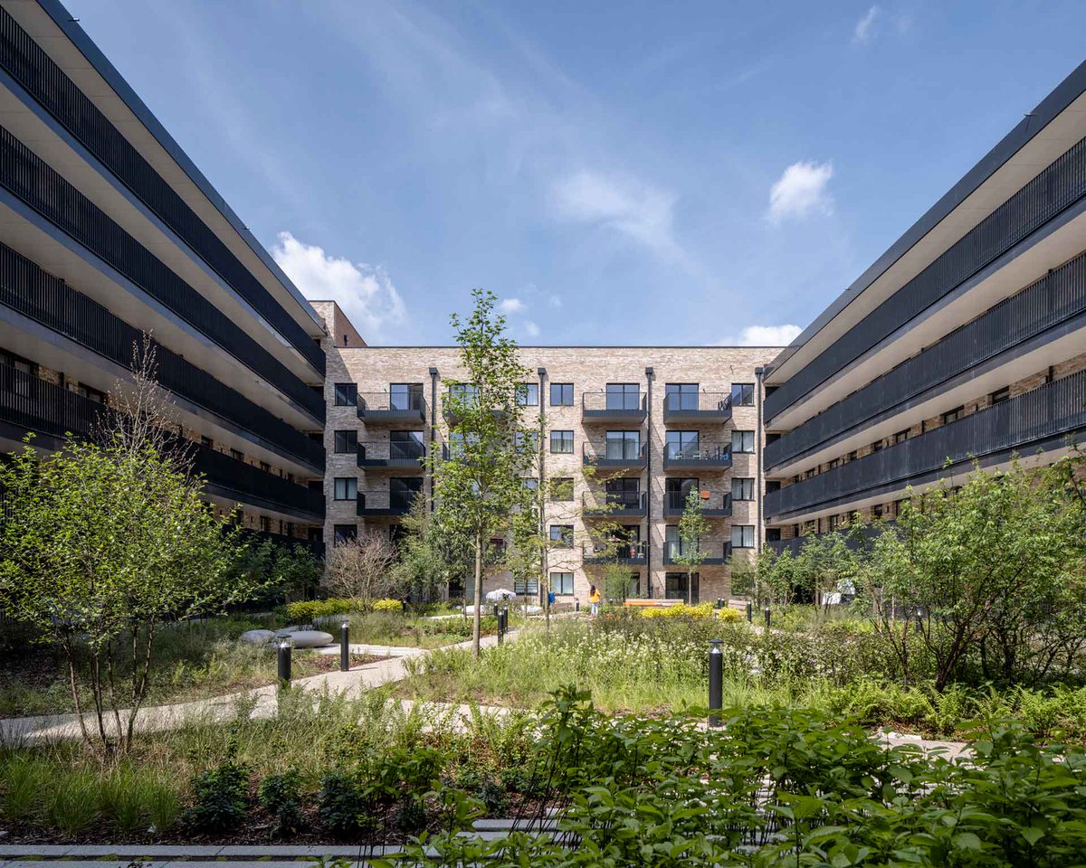 concretecentre's tweet photo. Part precast, part in-situ concrete, Pitman Tozer’s #netzero Farrimond House might just provide a template for estate regeneration. Read more in #CQAutumn https://t.co/4vCAiPh5Oc https://t.co/V7j8yR5Hm9