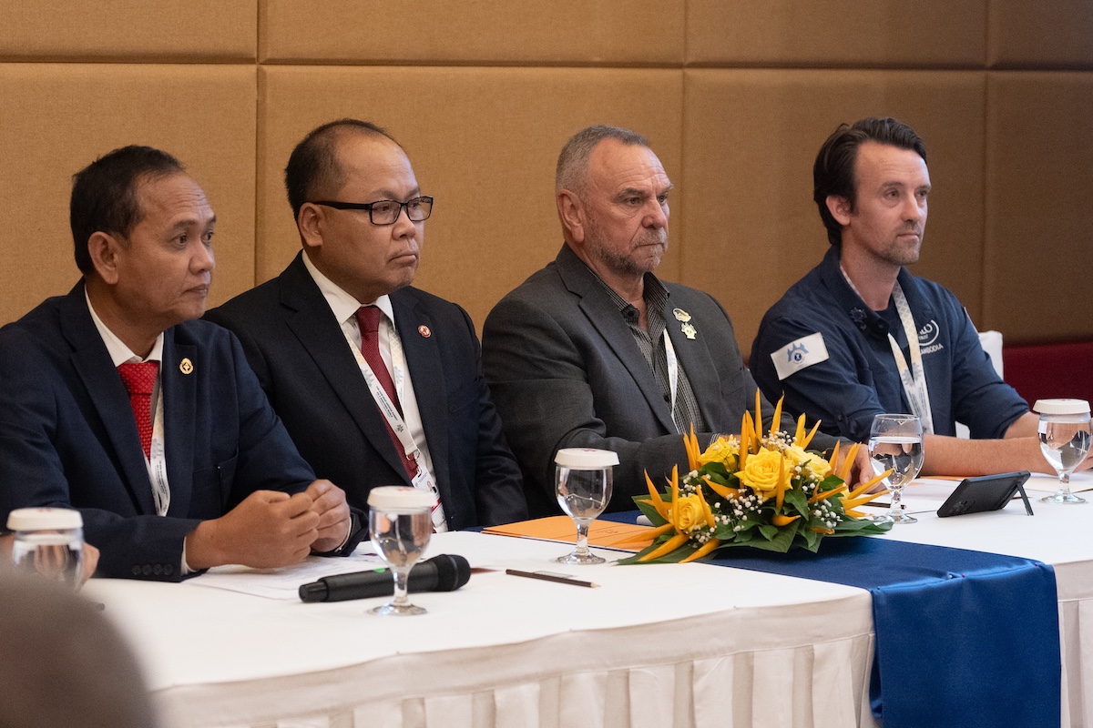herorats's tweet photo. #APOPO’s Program Manager Michael Raine presented at *From Receiving to Contributing to Global #MineAction: The #Cambodia Story* at #RevCon5. He highlighted how APOPO’s animal detection systems & partnerships improve clearance efficiency, transforming lives & communities. 🇰🇭 https://t.co/LC27RmUh4r