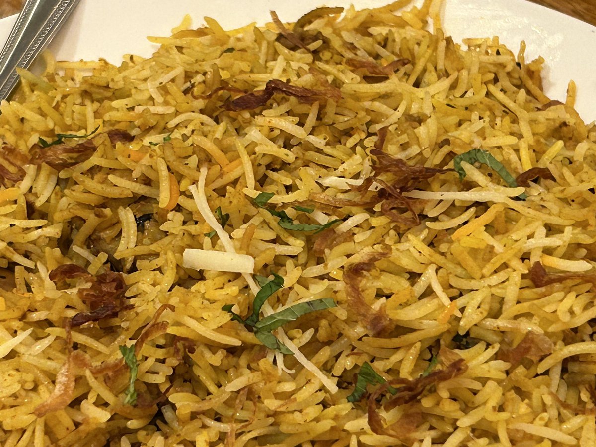kisaragishow's tweet photo. 今宵は久々に、人形町のアンキットの気持ちで飲み会dinner🇮🇳

今宵も、ビリヤニやカレー、かぼちゃチーズナンなどを堪能しました🍛😄👍

#dinner #dcurry #インドカレー #カレー #नान #ビリヤニ #人形町 #水天宮前 https://t.co/1n1FxHex0x