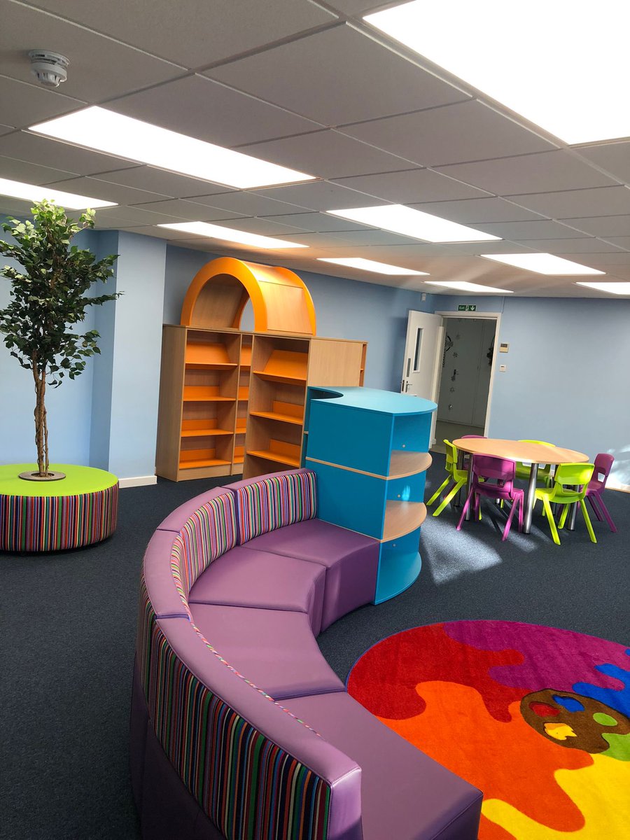 richards_st's tweet image. Our stunning new library space is installed and ready to be filled with beautiful books 📚 we are so proud of all the fundraising efforts from our school community. The children will be thrilled to have this calming space to read for pleasure. #libraryspace #ldbs @LDBSLAT