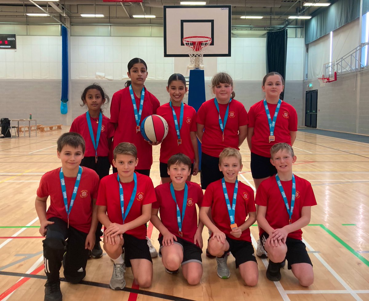 sportyorkemead's tweet photo. Incredible.🏀For the 1st time ever, @YorkeMead qualified for the @Herts_SGOs Year 6 Basketball County Final and, in the most competitive &amp; physically demanding event we’ve ever been to, managed to secure 3rd place🥉An unbelievable achievement and effort👏 Well played! #YorkeSport https://t.co/rd7yBylYdW