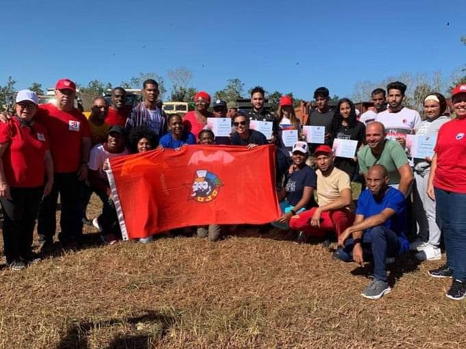 ¡Buenos días juventud 🇨🇺!

<a href="/MeyvisEstevezE/">Meyvis Estevez Echevarría</a>: “Desde ya nos toca vivir el año 66 de nuestra #Revolución con alegría, optimismo, compromiso y confianza en el futuro socialista, con la 💪, el ímpetu, la rebeldía y el aliento de las nuevas generaciones de 🇨🇺.”

 #Cuba #UJCdeCuba