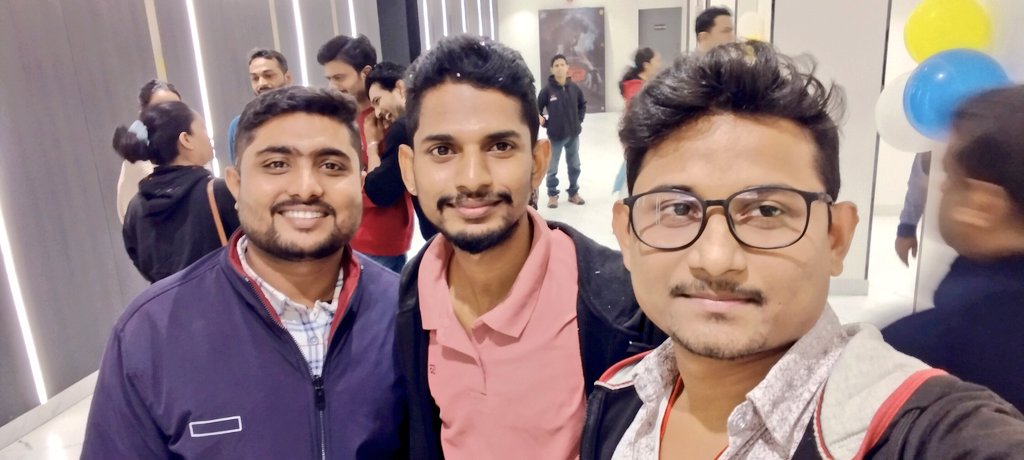 BishwaRanjanDa8's tweet photo. #କର୍ମର_ସଫଳତା 🤩
#50Days #Running 
#GoldenJubilee #Celebration 
#Karma #KarmaTheMovie #Odia
#SuccessfulRunning #RecordBreaker 
#50DaysCelebration #Bhubaneswar https://t.co/KlN16J4pvO