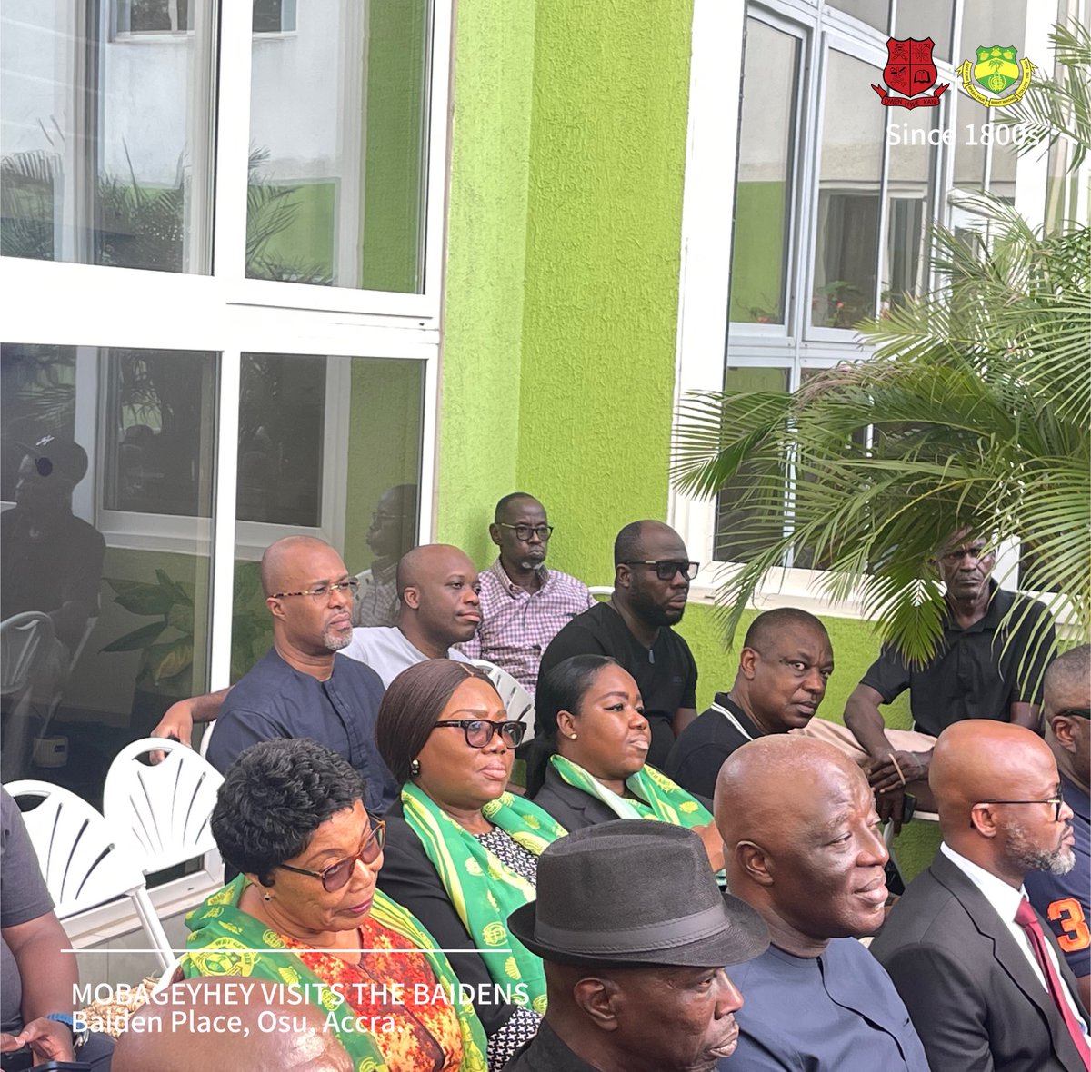 MOBAMourns's tweet photo. MOBAGEYHEY VISIT THE BAIDENS 🔴⚫️

The MOBA and WGHS OGA fraternities visited the Baiden family yesterday, Wednesday, 27th November 2024, at Baiden Place to pay their respects to the family of the late MOBA Sydney Baiden (‘76).

#MOBAMourns 
#MfantsipimSchool 
#MOBANational https://t.co/f9Ya4k7Bf8
