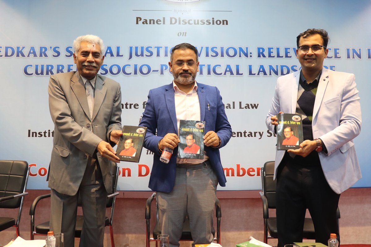 ccl_dnlu's tweet photo. Greetings from CCL,
On the occasion of the Constitution Day, we organised a panel discussion on the topic, "Dr. Ambedkar's Social Justice Vision: Relevance in India's Current Socio-Political Landscape" in collaboration with ICPS. 
✨Here are a few glimpses of the event✨ https://t.co/SS59R4Fm6j