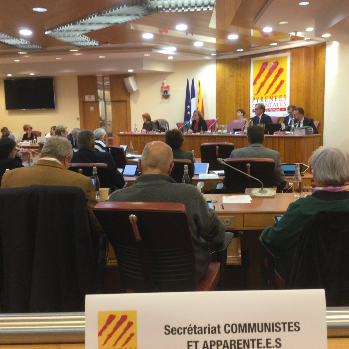 PCF_CD66's tweet photo. Session publique Départementale. Interventions de nos élus communistes ci-dessous ⬇️. En particulier sur la motion Projet de Loi de Finances 2025 mis à l’ordre du jour par la Majorité Départementale. Prise de parole par Lacapère Rémi pour le groupe communiste. https://t.co/PyuoLxIBMY