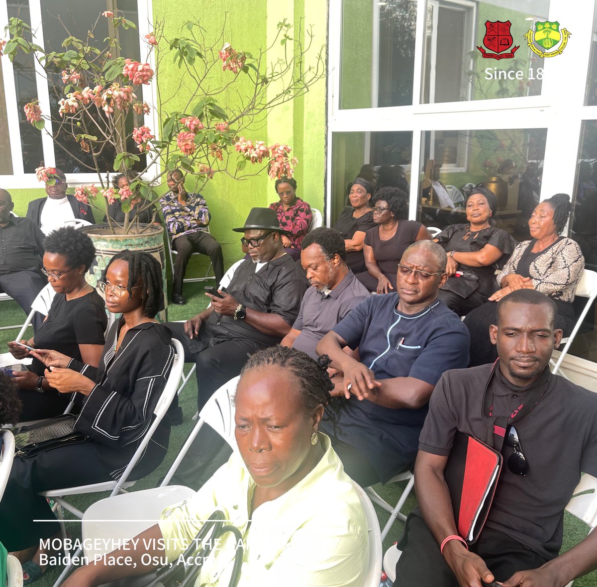 MOBAMourns's tweet photo. MOBAGEYHEY VISIT THE BAIDENS 🔴⚫️

The MOBA and WGHS OGA fraternities visited the Baiden family yesterday, Wednesday, 27th November 2024, at Baiden Place to pay their respects to the family of the late MOBA Sydney Baiden (‘76).

#MOBAMourns 
#MfantsipimSchool 
#MOBANational https://t.co/20CsT8p8VC