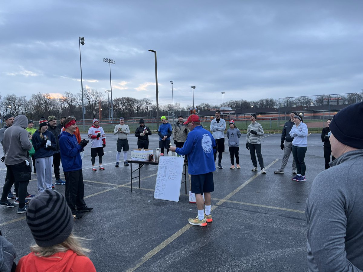 F3Toledo's tweet photo. Fantastic turnout for our 1st ever Thanksgiving 5k (over 60 if you include the 🐶’s)!

All funds raised will go to The Daughter Project! 

Happy Thanksgiving!

#MoreThanAWorkout https://t.co/T3T3uZemAN