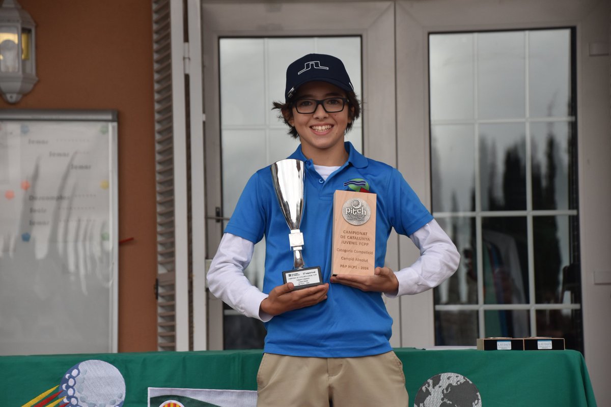 ClutchesBrakes's tweet photo. Once again a huge well done to Jan. Jan won the Championship at the Catalonia Pitch&amp; Putt sub18 earlier this month.
ICP wish Jan all the best for his future in the game!
#sponsor #grassrootssport #juniorgolf https://t.co/FMzHSX7Xs3