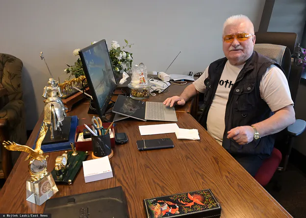 Fakes Forge tweet media