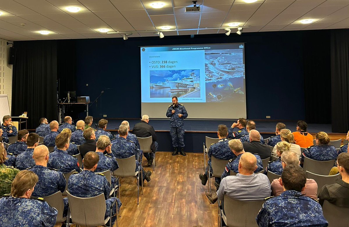 René Tas (@admiraaltas) on Twitter photo Deze week drie keer collega’s toegesproken over de situatie in de wereld en de ontwikkelingen binnen de <a href="/kon_marine/">Koninklijke Marine</a>. Samen beschermen we de belangen van Nederland, onze NAVO bondgenoten en zorgen we voor veiligheid op en vanuit zee, wereldwijd! Deze week drie keer collega’s toegesproken over de situatie in de wereld en de ontwikkelingen binnen de <a href="/kon_marine/">Koninklijke Marine</a>. Samen beschermen we de belangen van Nederland, onze NAVO bondgenoten en zorgen we voor veiligheid op en vanuit zee, wereldwijd!