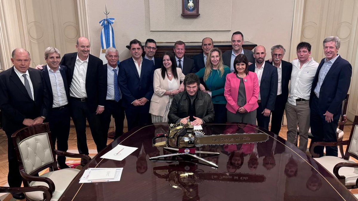 EL MEJOR GOBIERNO DE LA HISTORIA 
VIVA LA LIBERTAD CARAJO