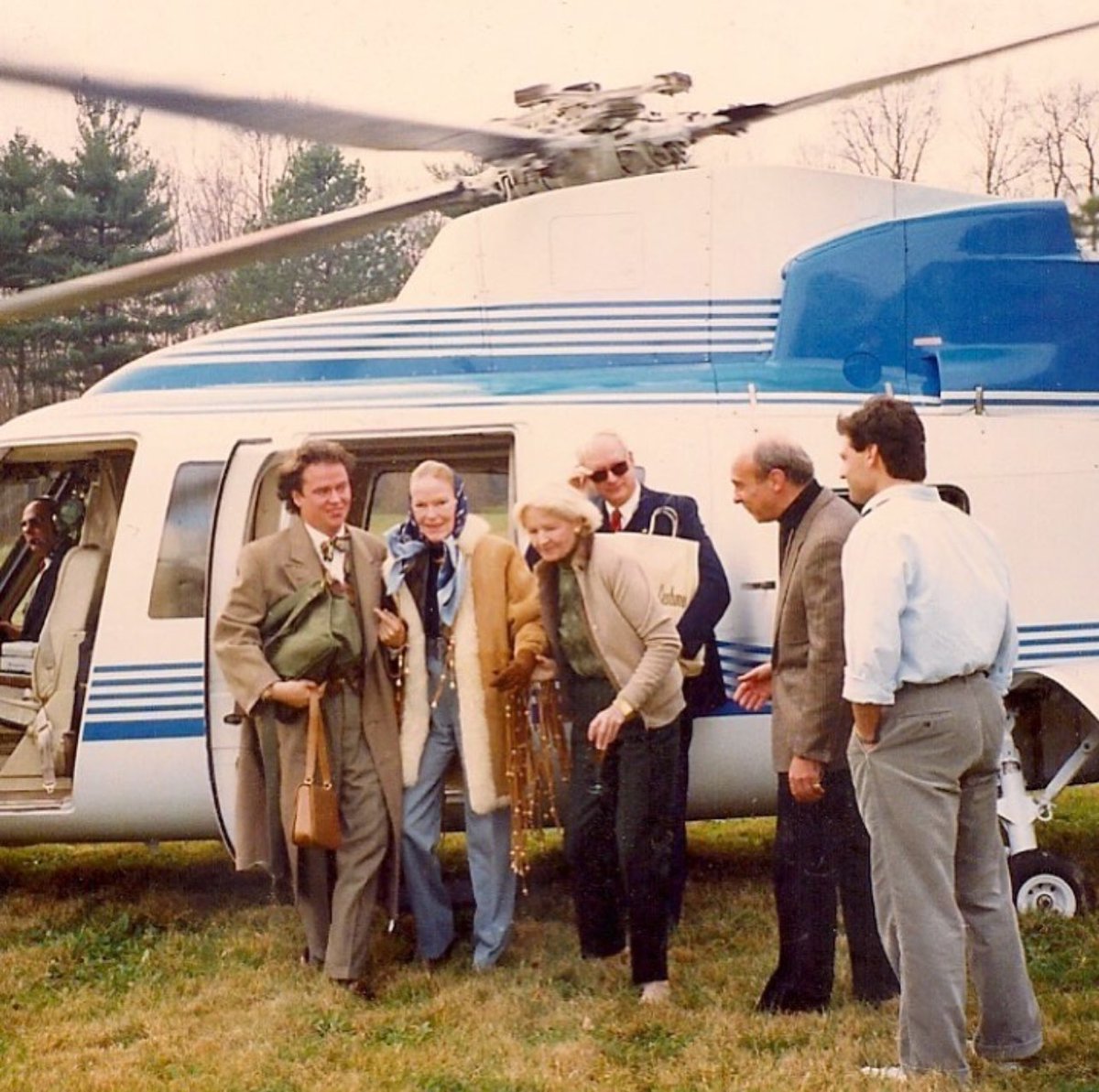 Doris Duke and #yrstruly🍊arriving in style for Thanksgiving chez CZ Guest #tbt We’d flown from <a href="/dukefarms/">william  Richburg</a> in NJ to Old Westbury. I performed a rollicking birthday song for adorable @corneliaguest #musicaltoastsbychristo4mason #dorisduke #happythanksgivng