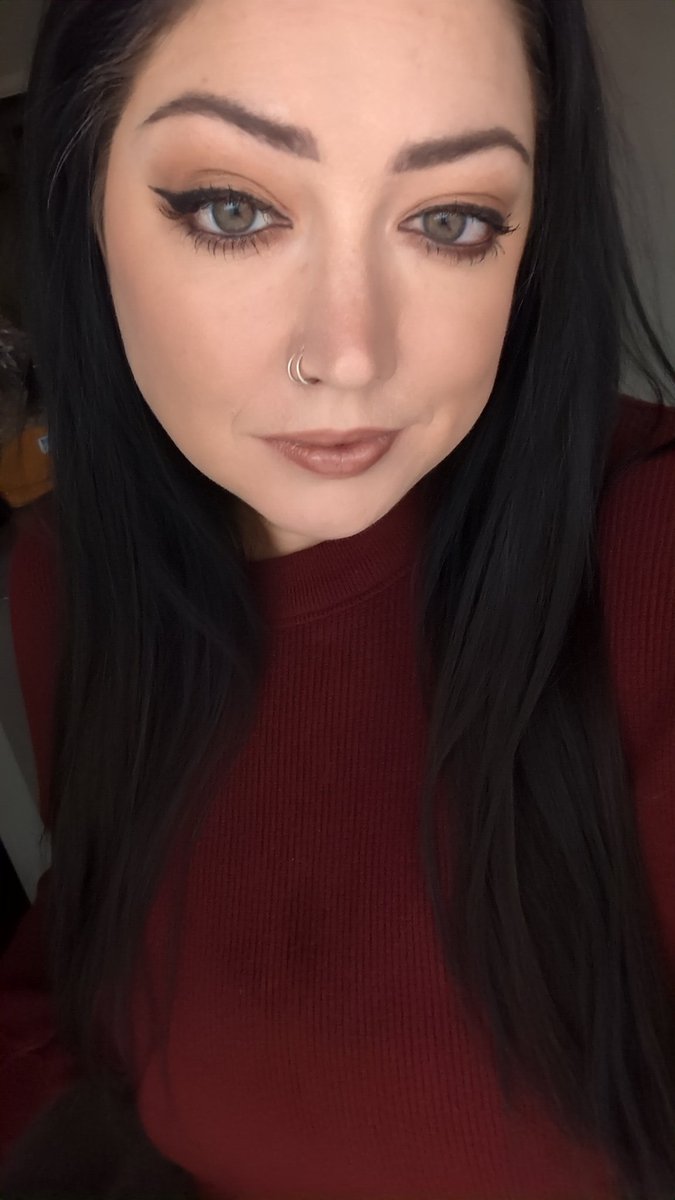 gabsmashh tweet media