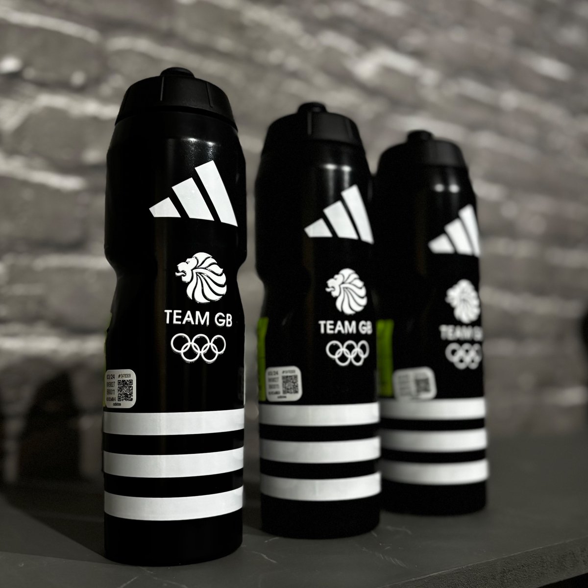 Pinnacle UK tweet media