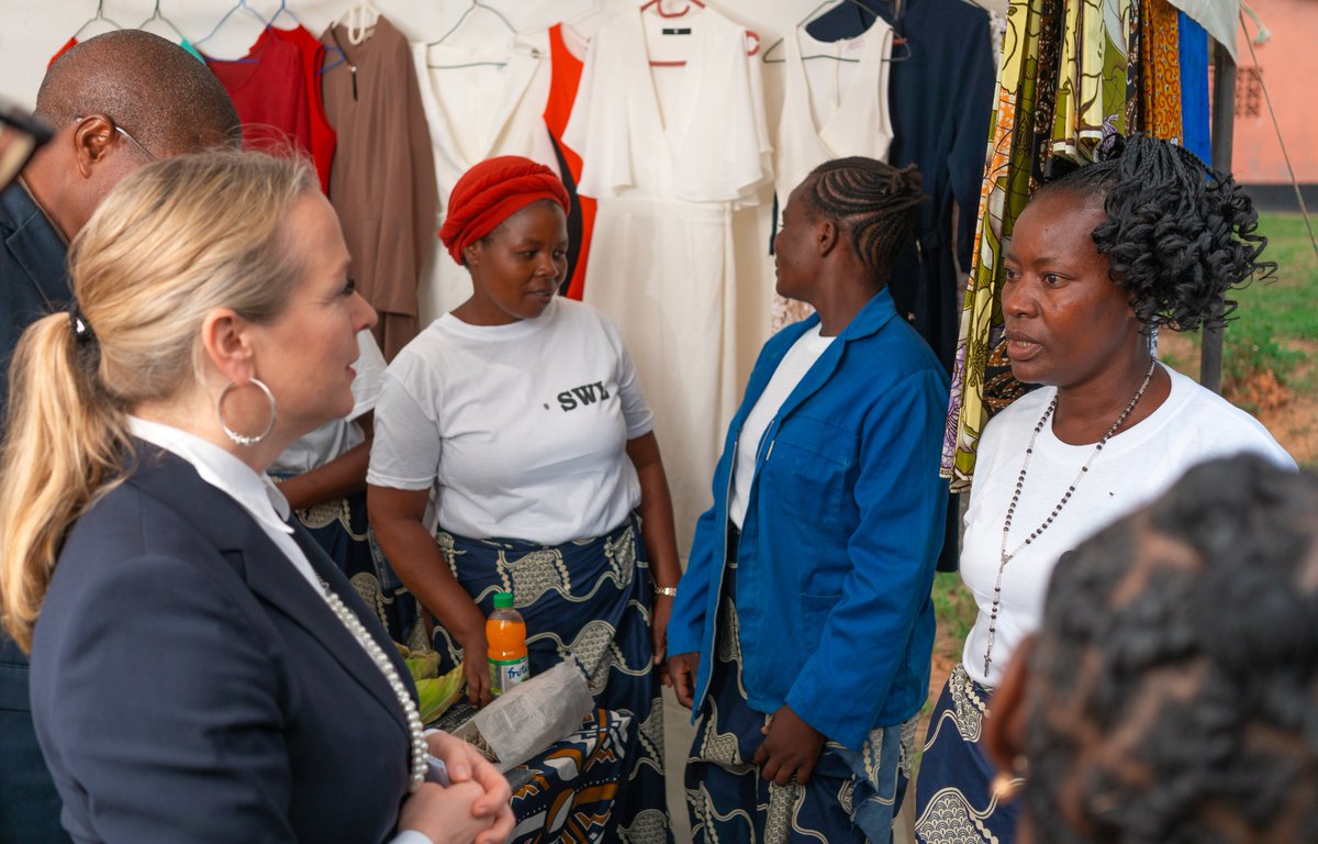 Sweden in Zambia 🇸🇪 tweet media