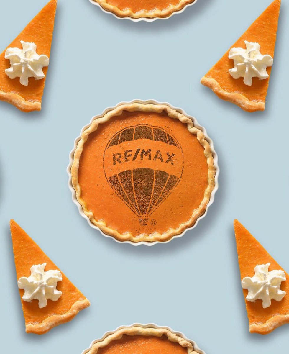 Gobble till ya wobble! Happy Thanksgiving!!