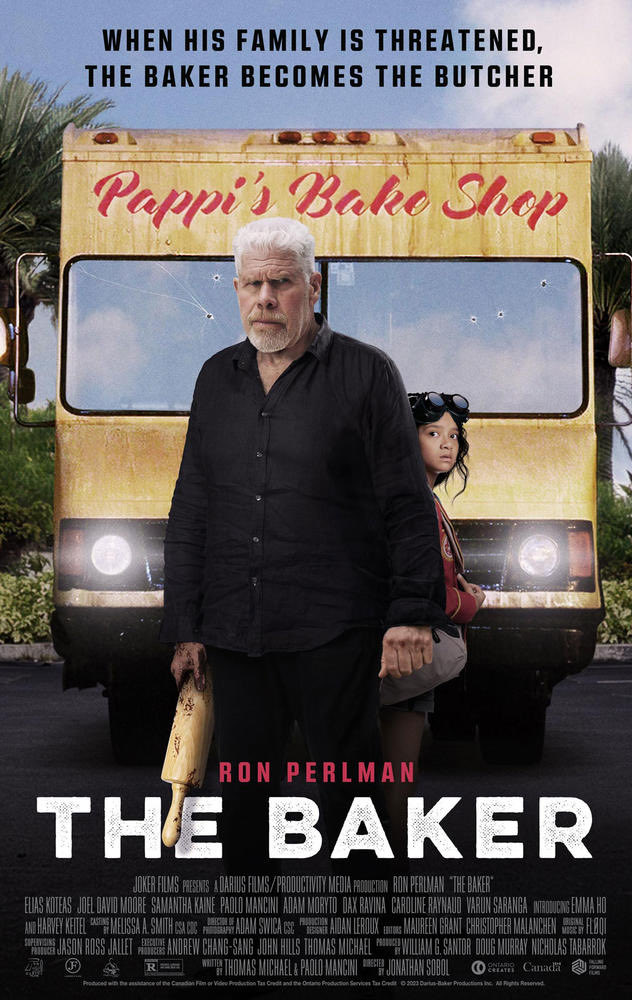 WATZUPMAG's tweet photo. Même si le scénario ne cherche pas l’originalité, #TheBaker peut jouer sur la présence ô combien charismatique du génial et mutique Ron Perlman. Les seconds sont funs, la petite fille, Emma Ho, en impose.
Le gros dur au cœur tendre ça marche toujours. Dispo sur @PrimeVideoFR. https://t.co/35iMwOFGl1
