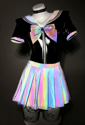 I just received Rainbow Sailor Fighter Outfit from taktii via Throne. Thank you! throne.com/kiwaplay #Wishlist #Throne