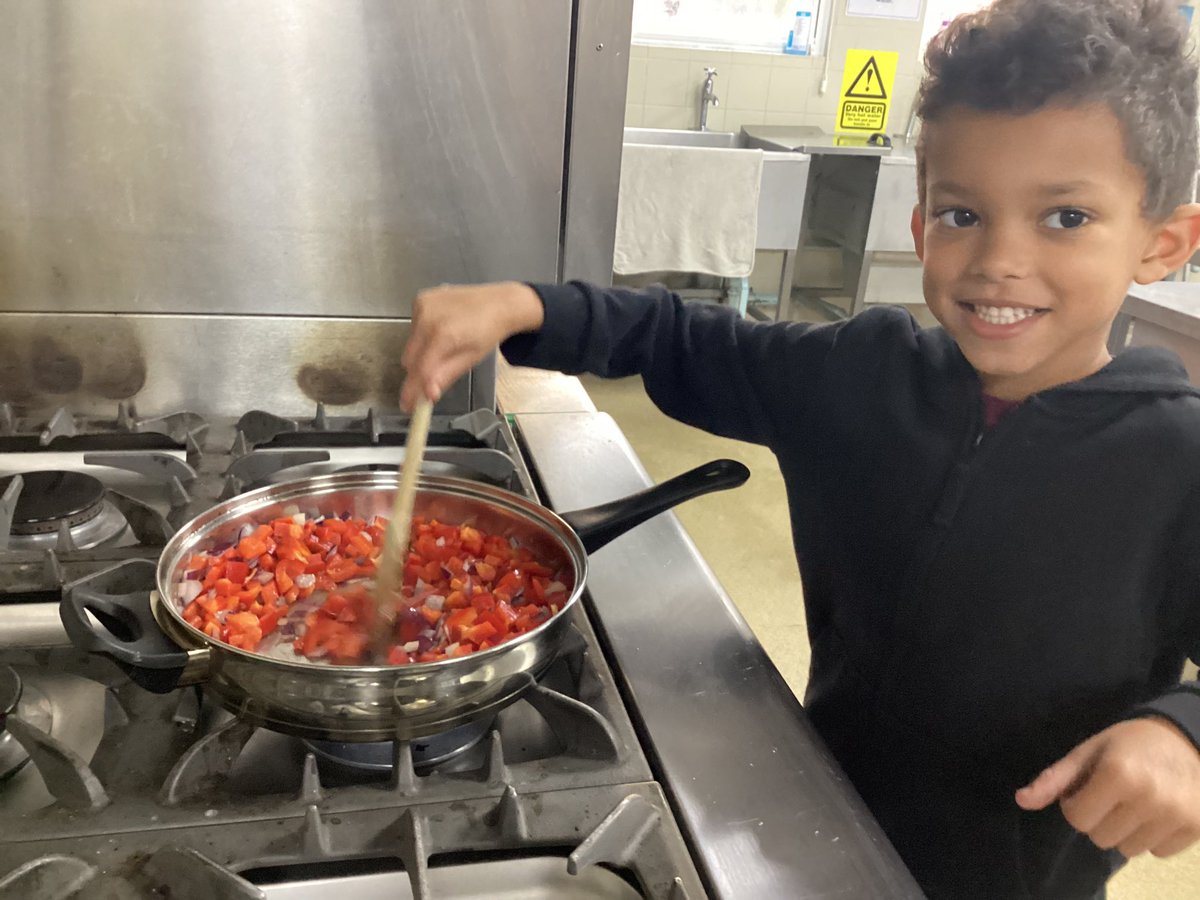 Christ the King Catholic Primary School tweet media