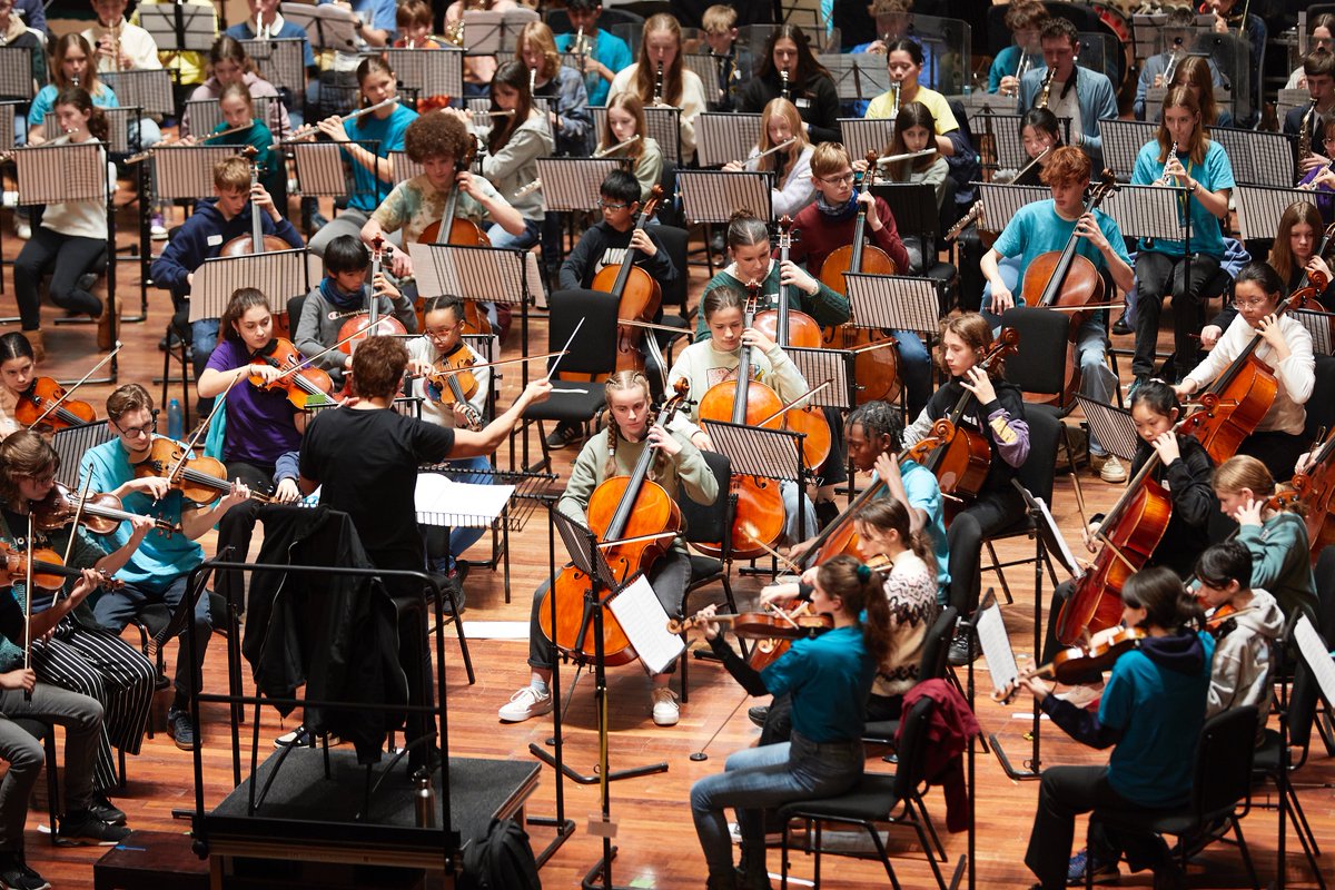 NYO_GB's tweet photo. Play Side by Side with NYO! 🎶

If you’re a teenage musician from Nottingham or Coventry area, playing at Grade 4+ level, come and join a free Side by Side event this January!

📍5 January, Coventry
📍6 January, Nottingham

Sign up by 9 December. 🙌

https://t.co/gGMs7uqfVI https://t.co/uBtJTCGgoO