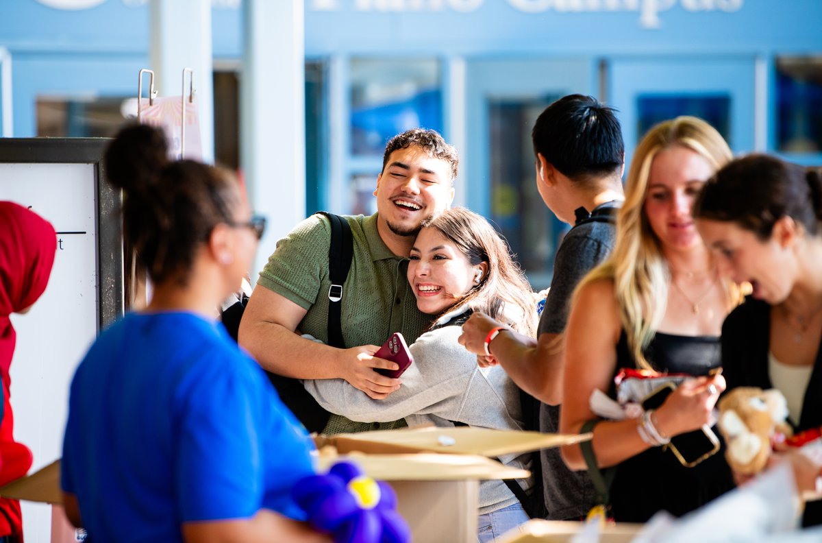collincollege's tweet photo. To our students who make our community so special, we are thankful for YOU! Happy Thanksgiving! https://t.co/IKpA91v0nJ