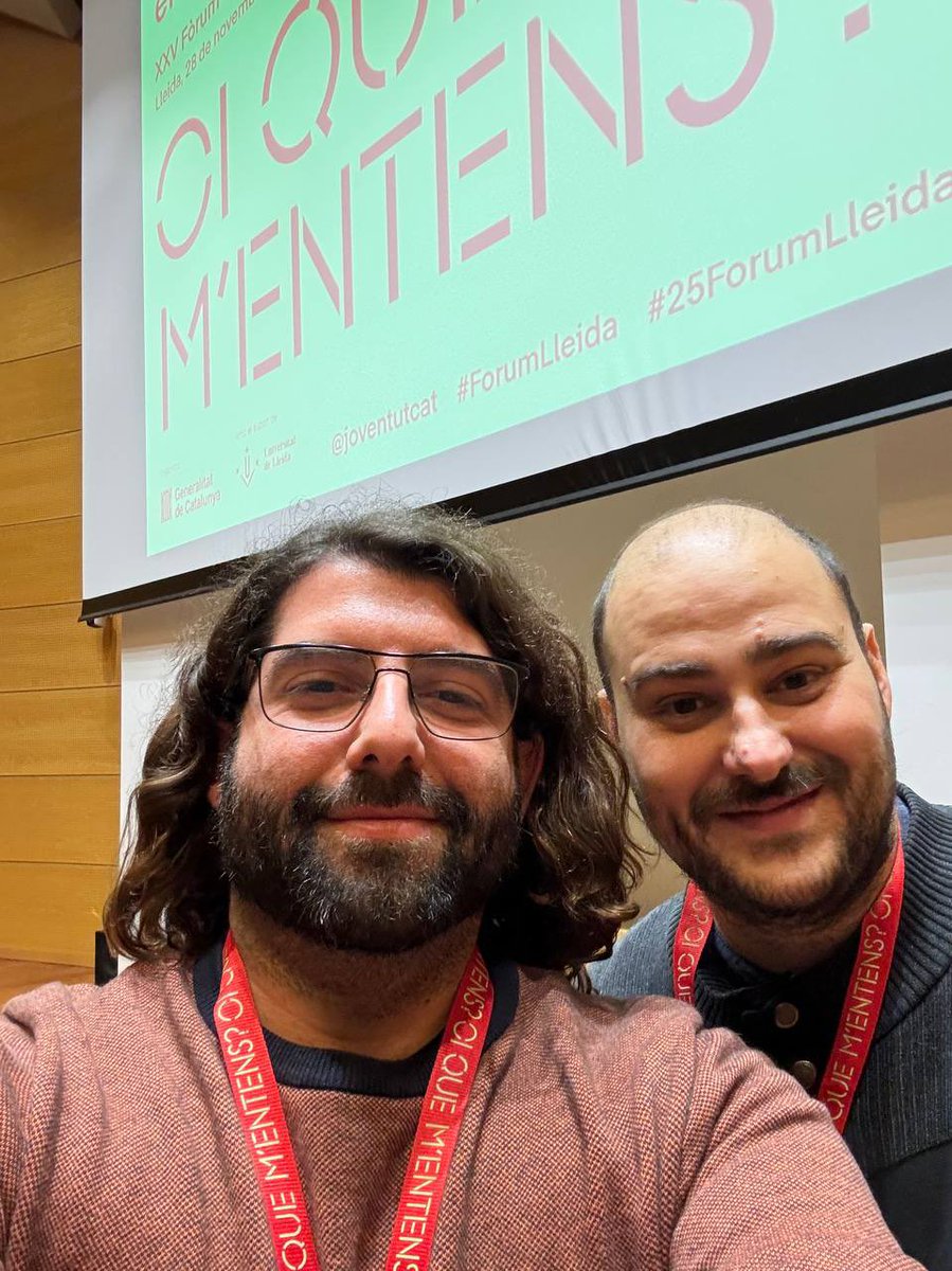 creadorstv's tweet photo. Avui hem estat al #25forumlleida a la Universitat de Lleida on hem parlat del projecte de #creadorstv en una taula rodona amb @projecte_aina i amb @llenguacatalana . Contents de donar-nos a conèixer i aprendre conjuntament! @joventutcat #català #encatalà https://t.co/7n4supUABe