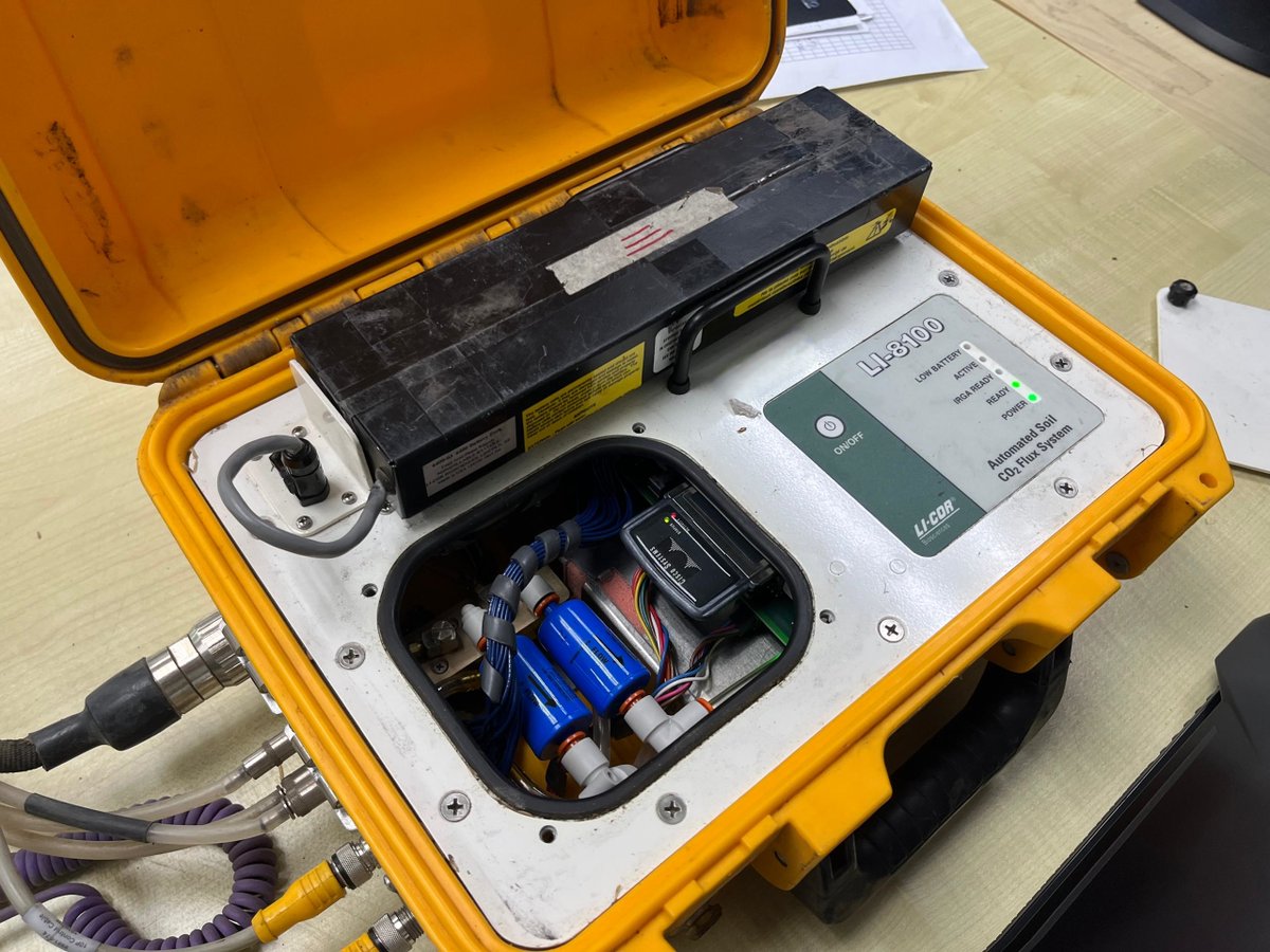 aques_my's tweet photo. Testing the LI-COR equipment for carbon flux measurements...
Getting ready for the upcoming Belawai fieldwork! 😎 https://t.co/f0S7Wg4Urf