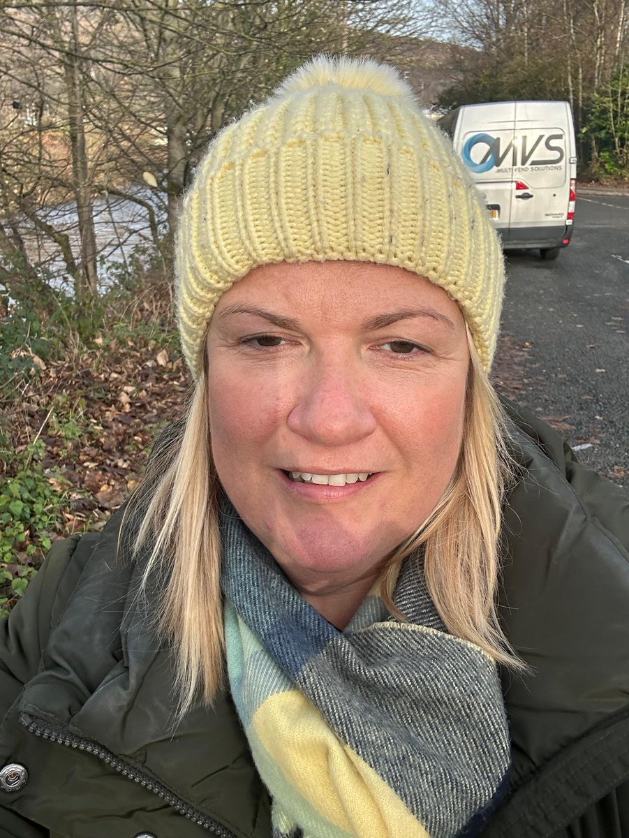 stayingwellcal's tweet photo. Helen our Lower Valley Staying Well Manager has been out enjoying the sunshine today walking whilst making calls πΆββοΈππ
If you would like to get out more, or are feeling lovely or isolated please contact us on 01422 392767 ππ
#StayingWell #HealthyLifestyle #MentalHealth https://t.co/1pCHAyBM5C